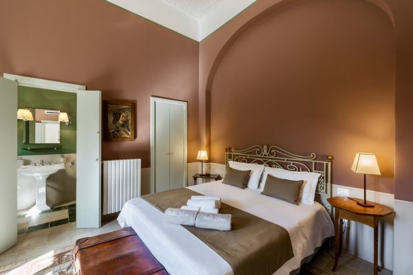 Bedroom Pomgranates2_resized
