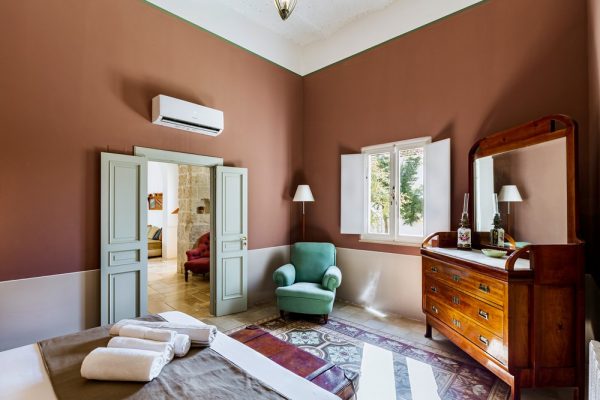 Bedroom Pomgranates_resized
